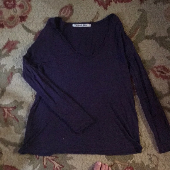 Michael stars t! - Picture 1 of 2